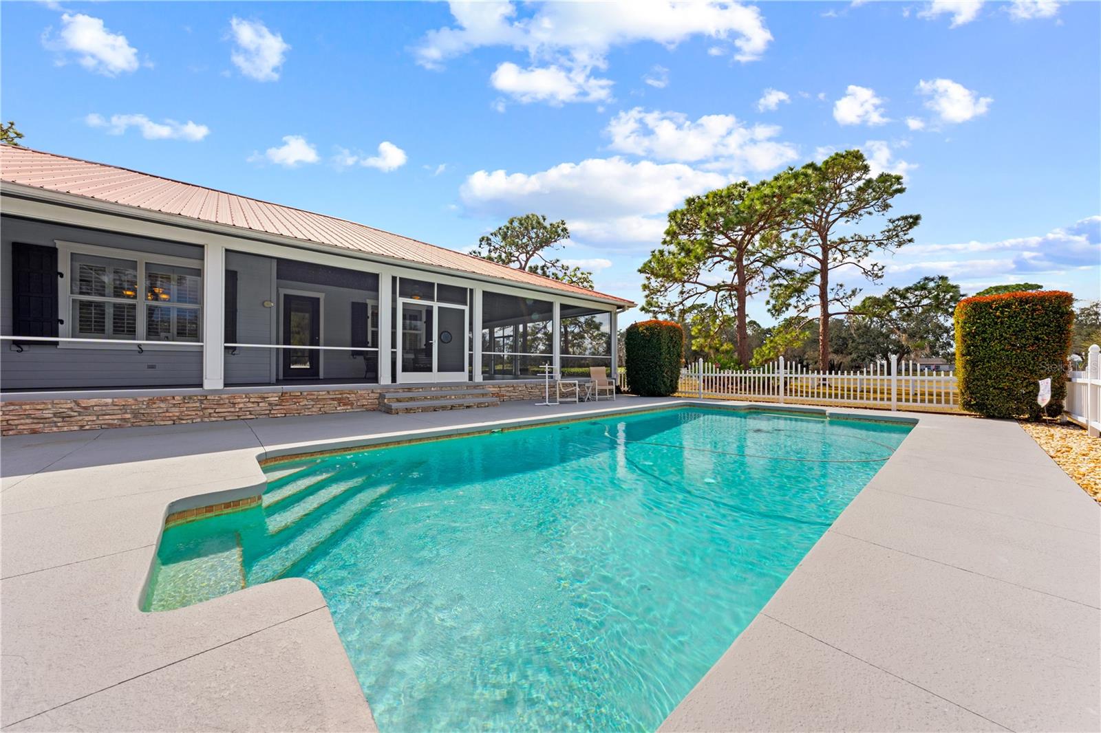 Image 52 of 73 For 4561 Henry J Avenue