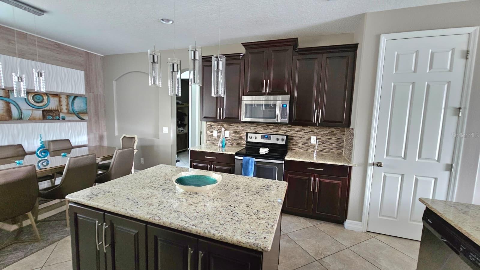 Image 18 of 35 For 4466 Indigo Sky Lane