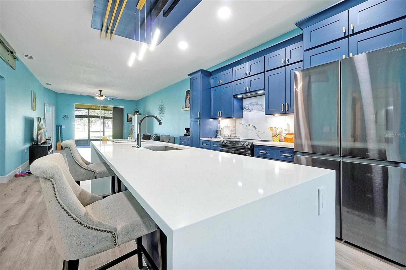 Image 11 of 59 For 168 Club Villas Lane