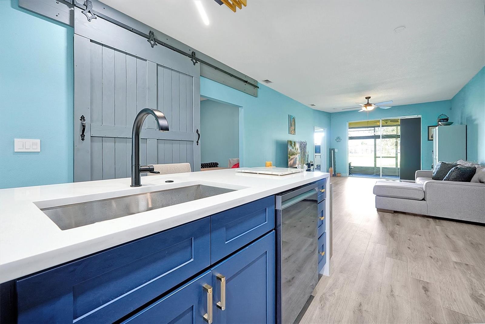 Image 14 of 59 For 168 Club Villas Lane