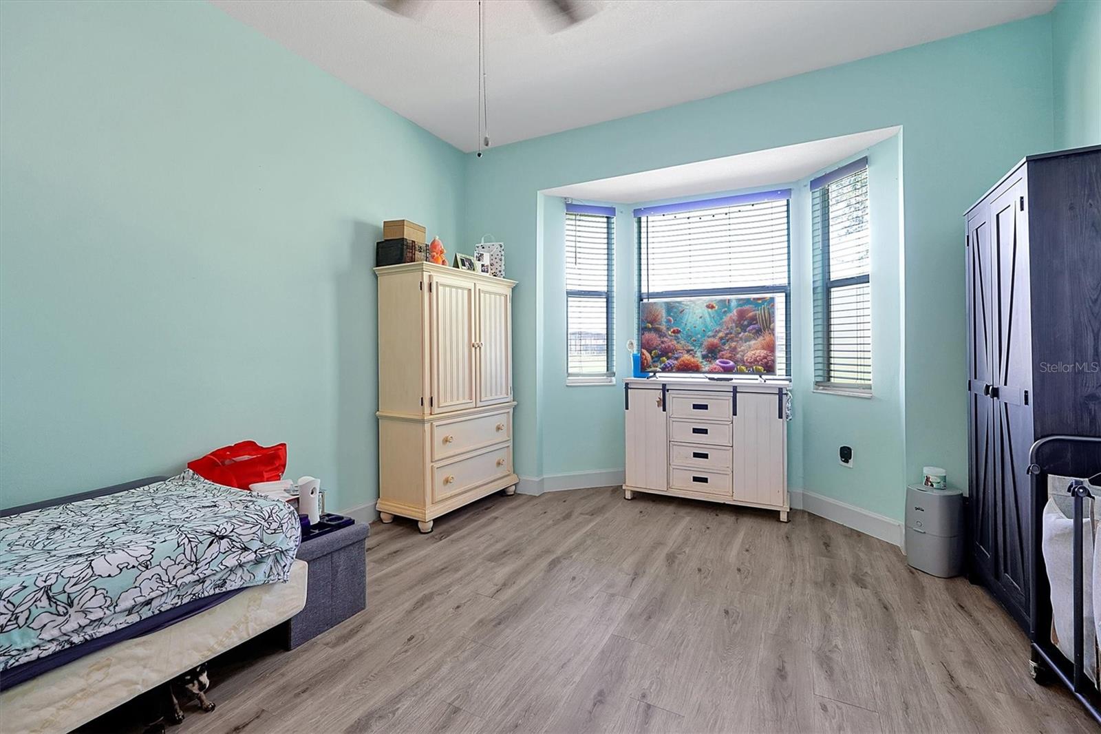 Image 25 of 59 For 168 Club Villas Lane