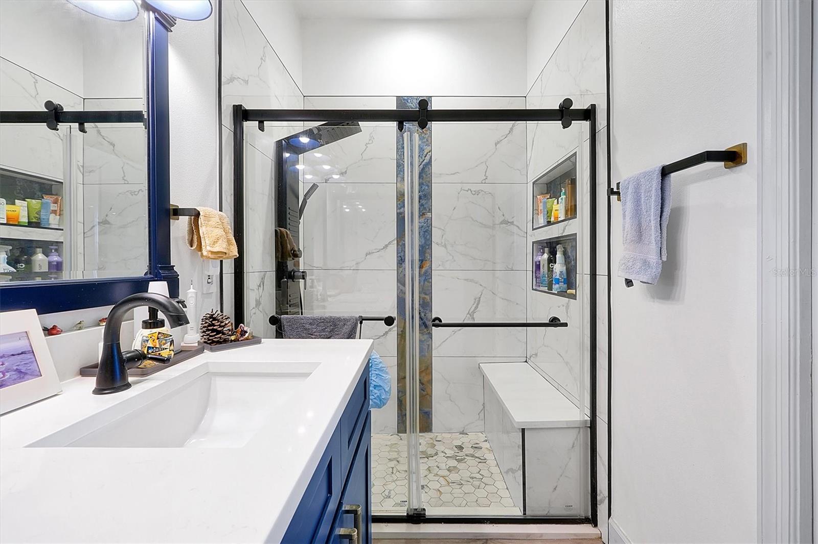 Image 28 of 59 For 168 Club Villas Lane