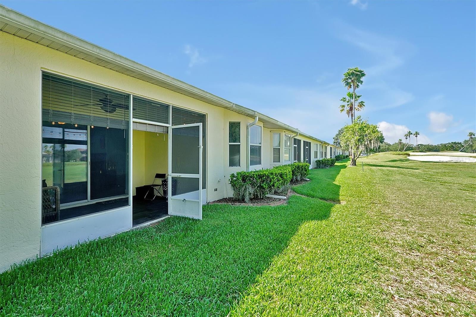 Image 33 of 59 For 168 Club Villas Lane