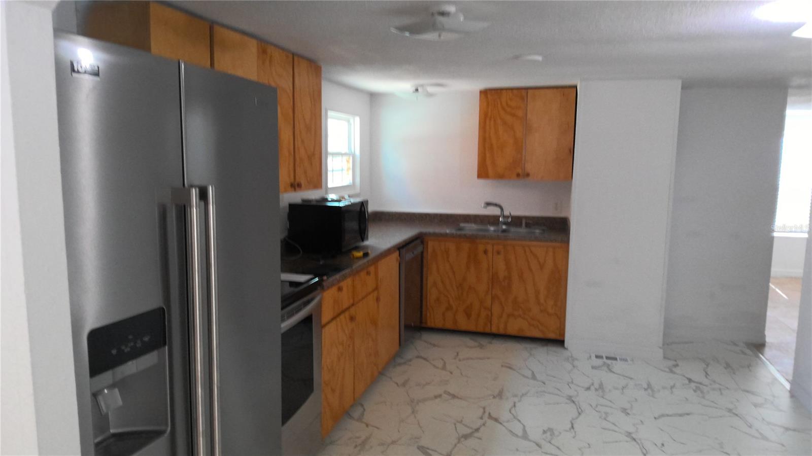 Image 21 of 58 For 3190 Morning Light Way