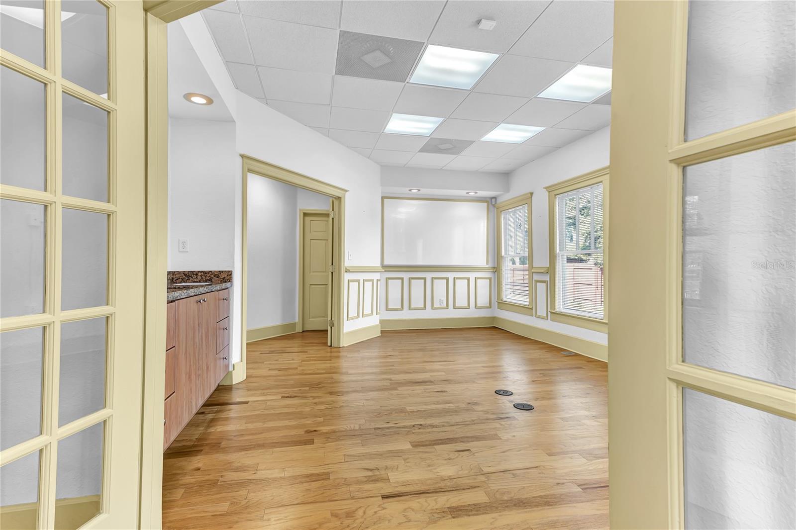 Image 16 of 21 For 1007 Emmett Street