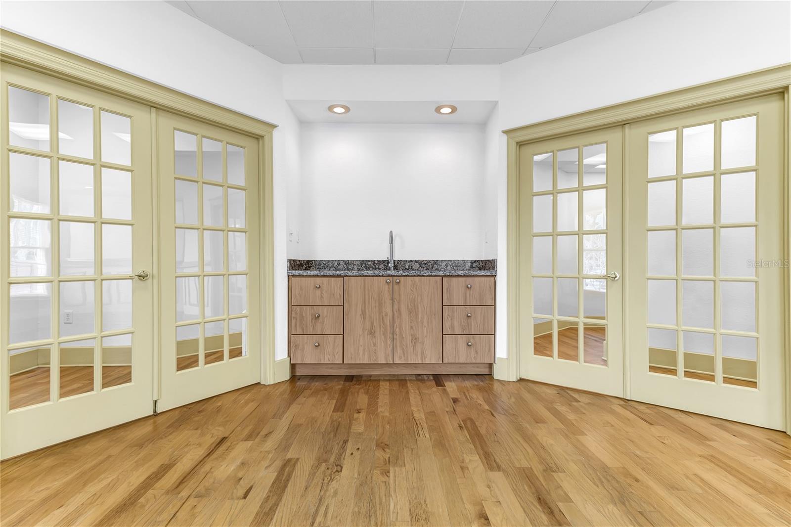 Image 20 of 21 For 1007 Emmett Street