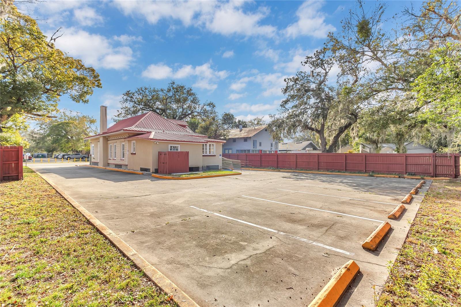 Image 6 of 21 For 1007 Emmett Street