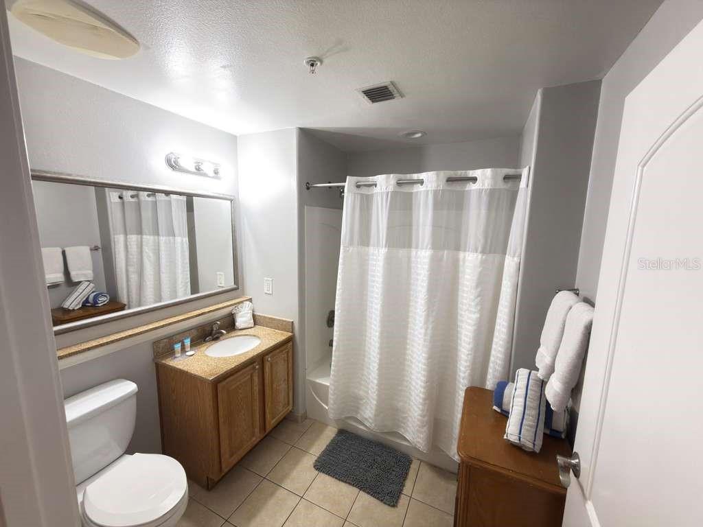 Image 6 of 7 For 13415 Blue Heron Beach Drive 808