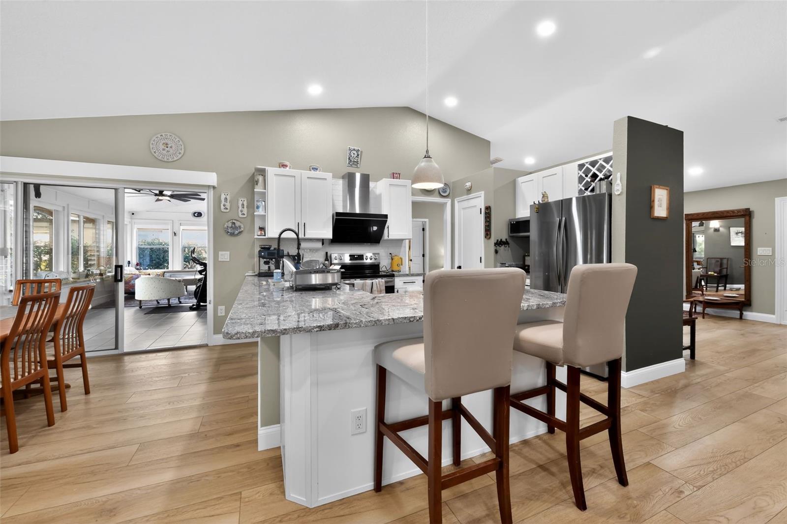 Image 9 of 30 For 4667 Hamlets Grove Drive