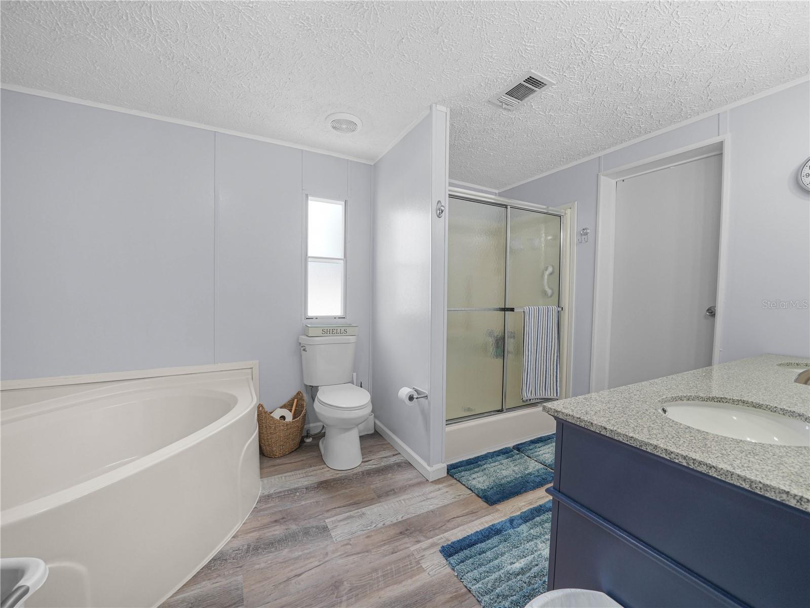 Image 20 of 28 For 2200 24th Boulevard