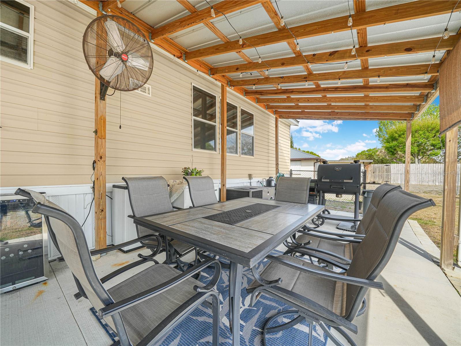 Image 23 of 28 For 2200 24th Boulevard