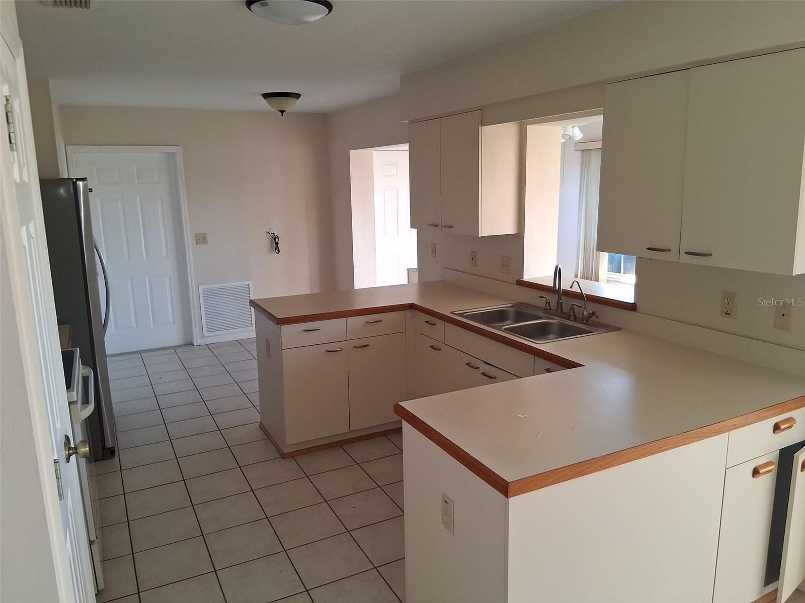 Image 15 of 22 For 5001 31st Street