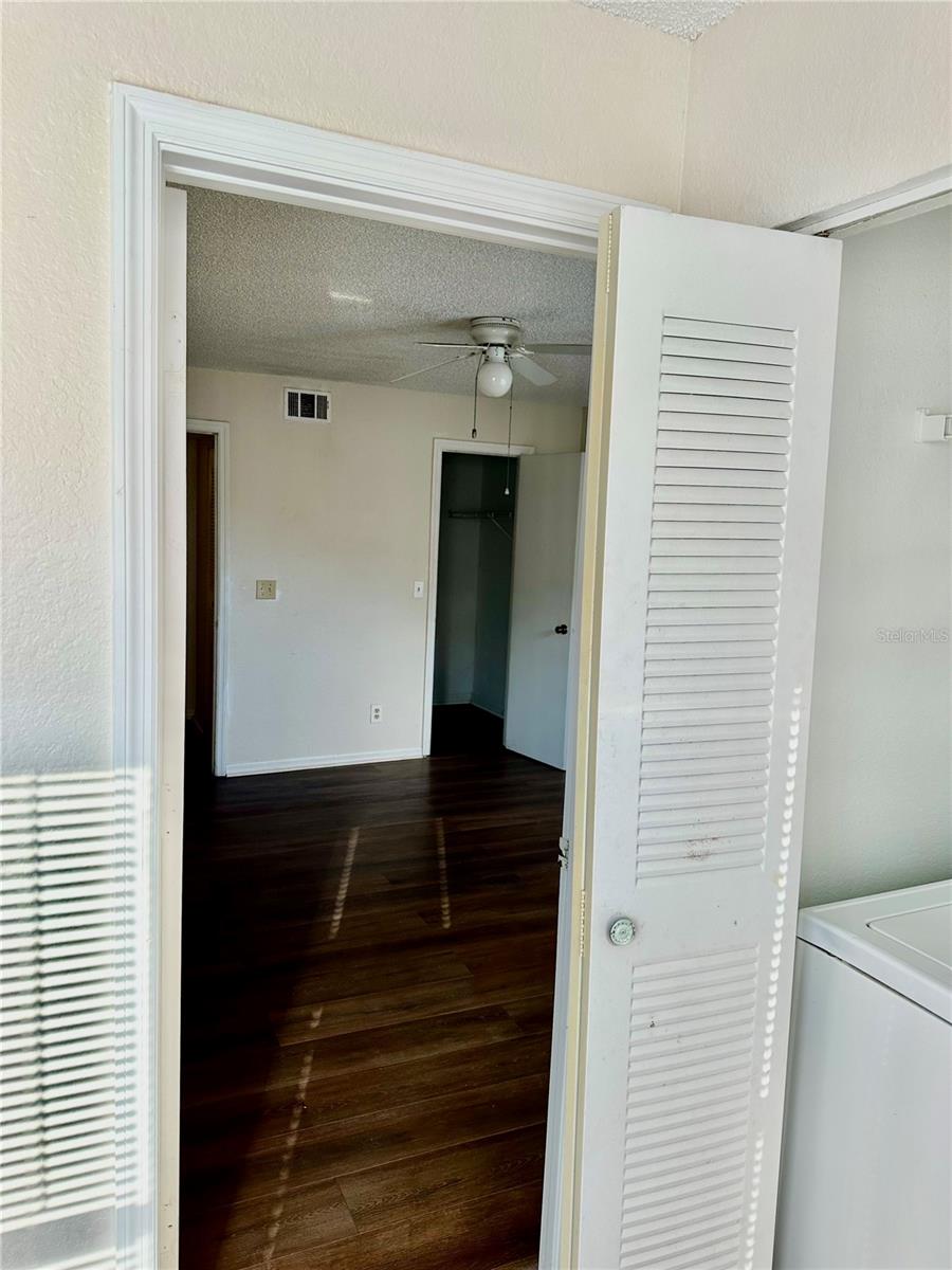 Image 8 of 16 For 4630 Commander Drive 1024