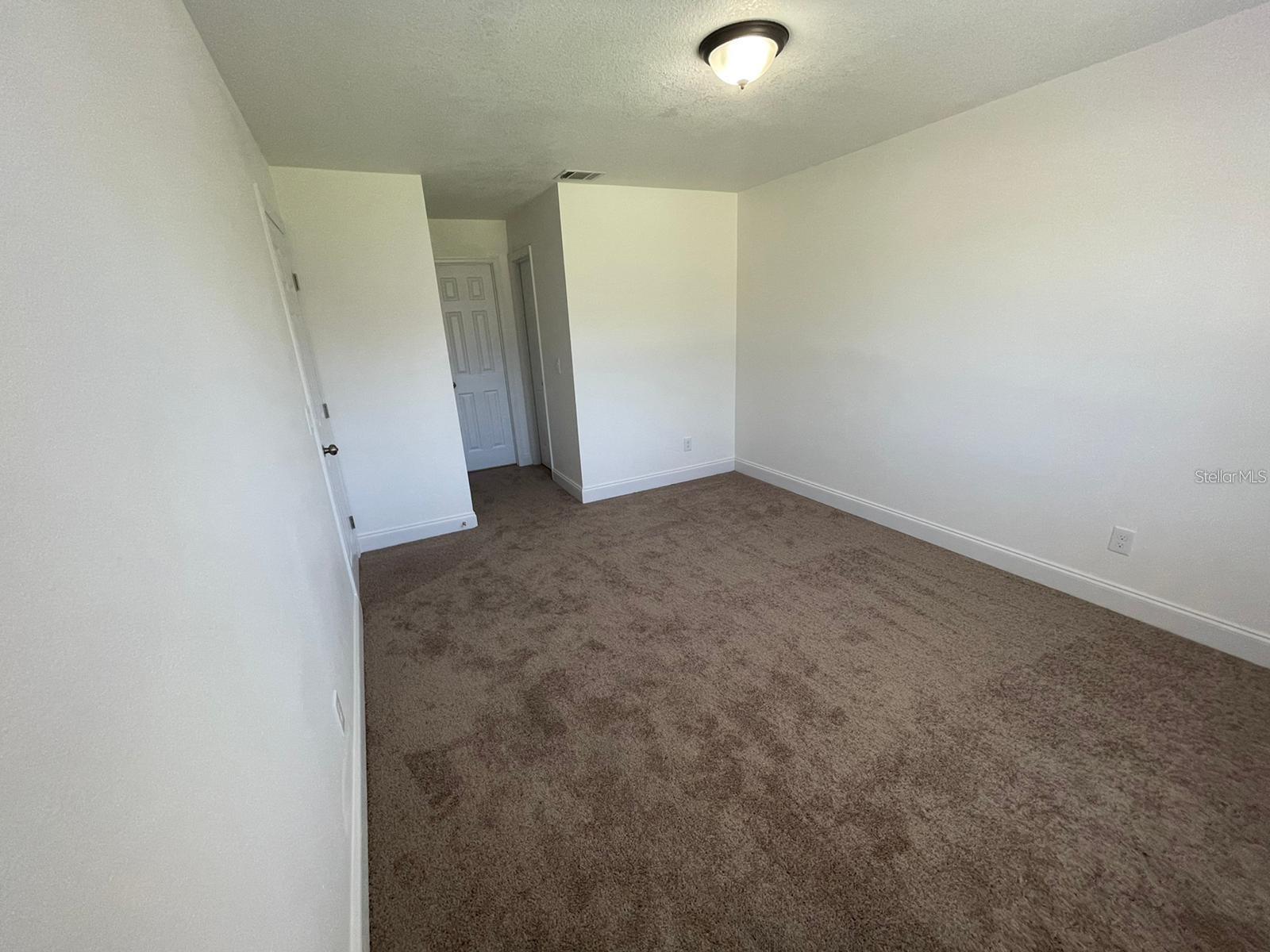 Image 14 of 22 For 198 Lake Court