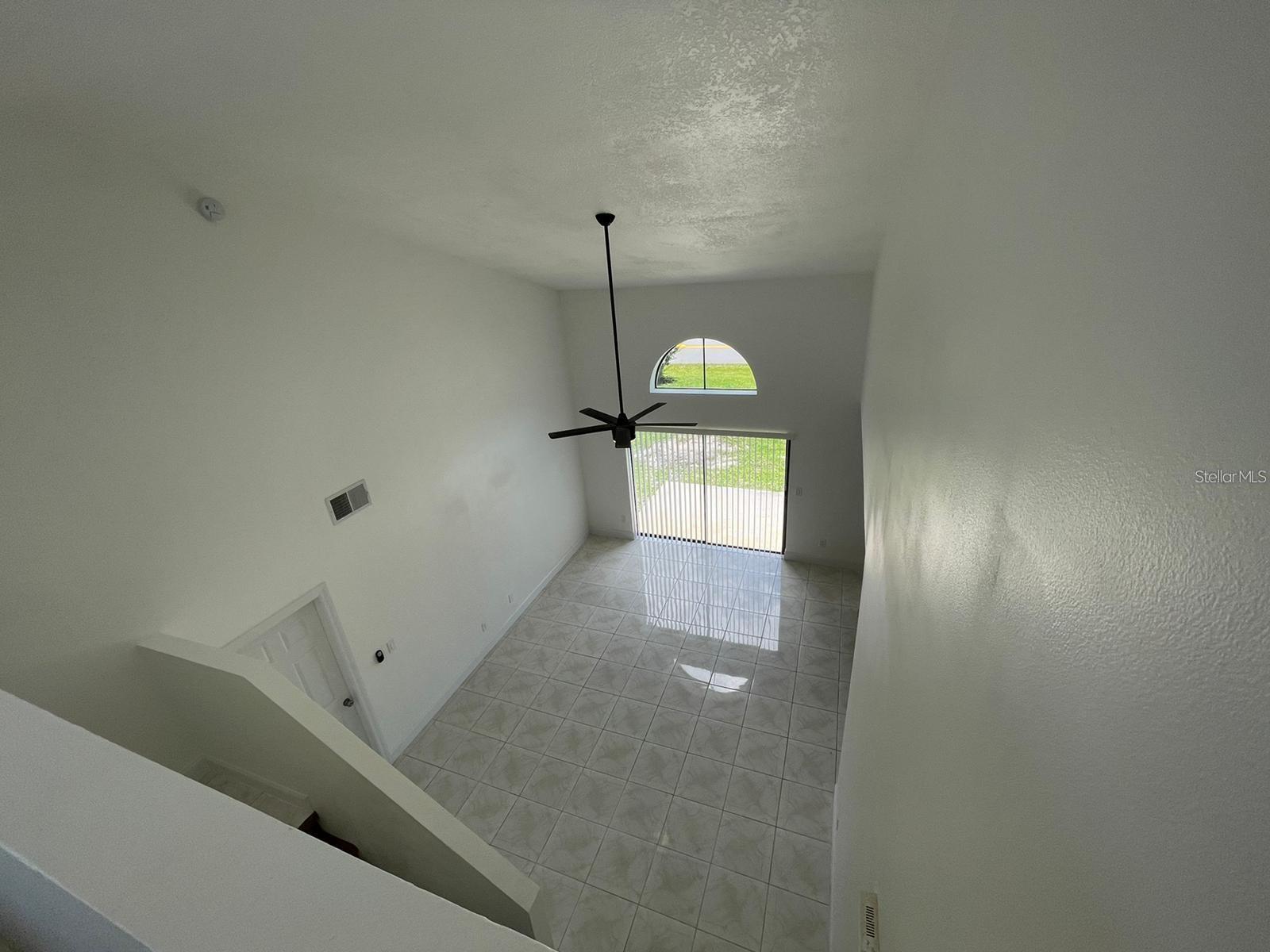 Image 9 of 22 For 198 Lake Court