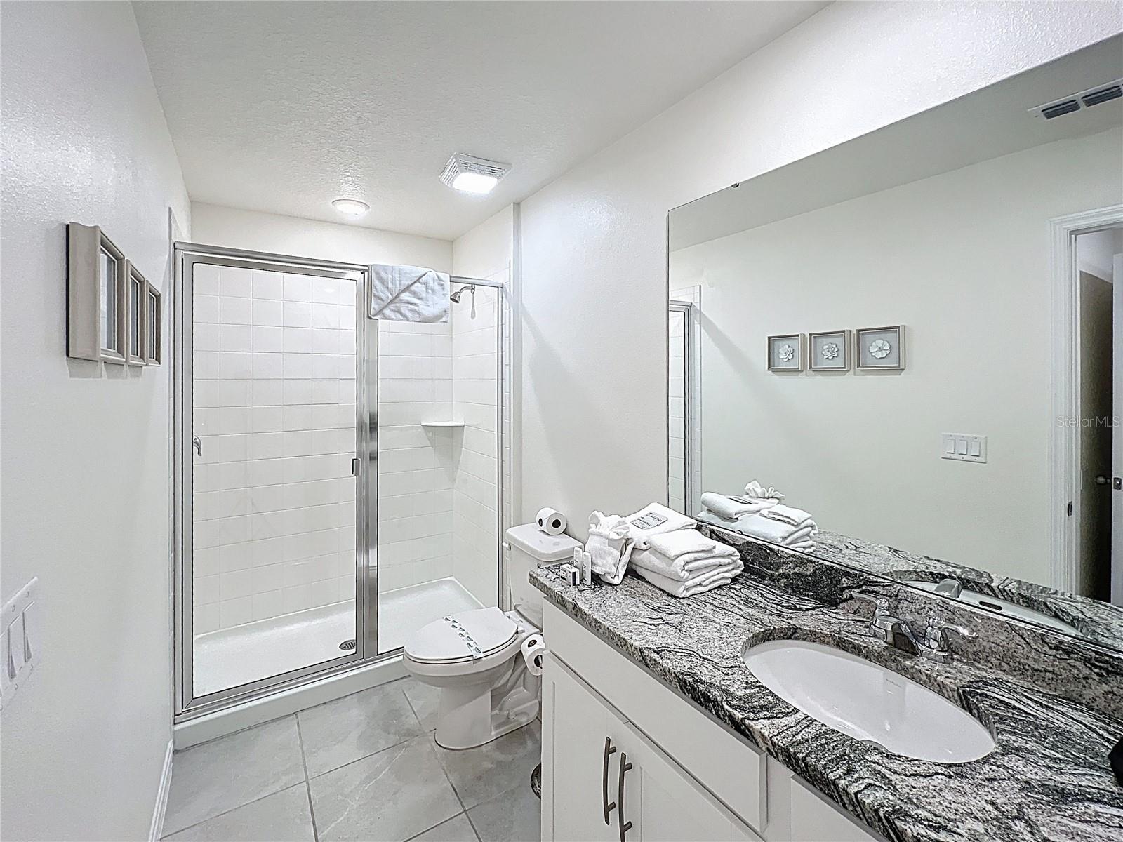 Image 27 of 54 For 1800 Tropical Palms Circle