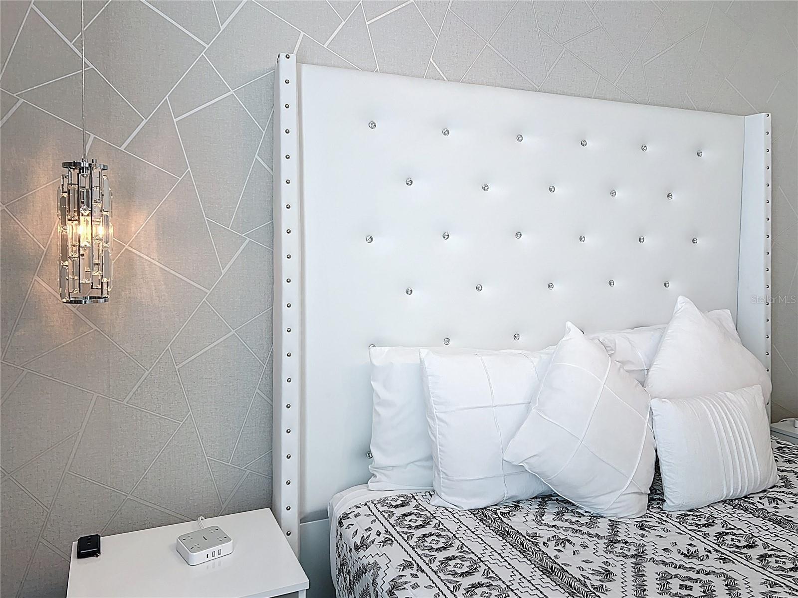 Image 40 of 54 For 1800 Tropical Palms Circle