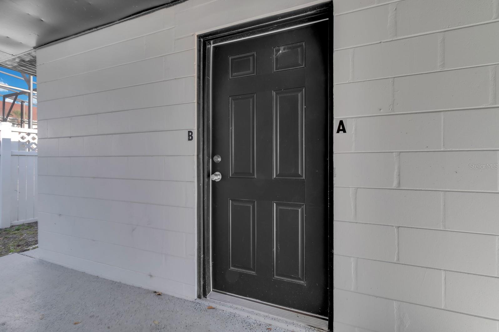 Image 22 of 80 For 307 Monument Avenue A