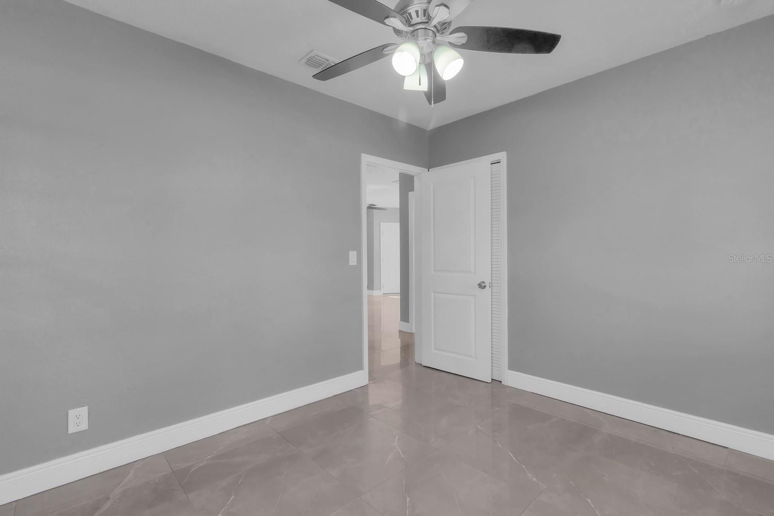 Image 29 of 80 For 307 Monument Avenue A