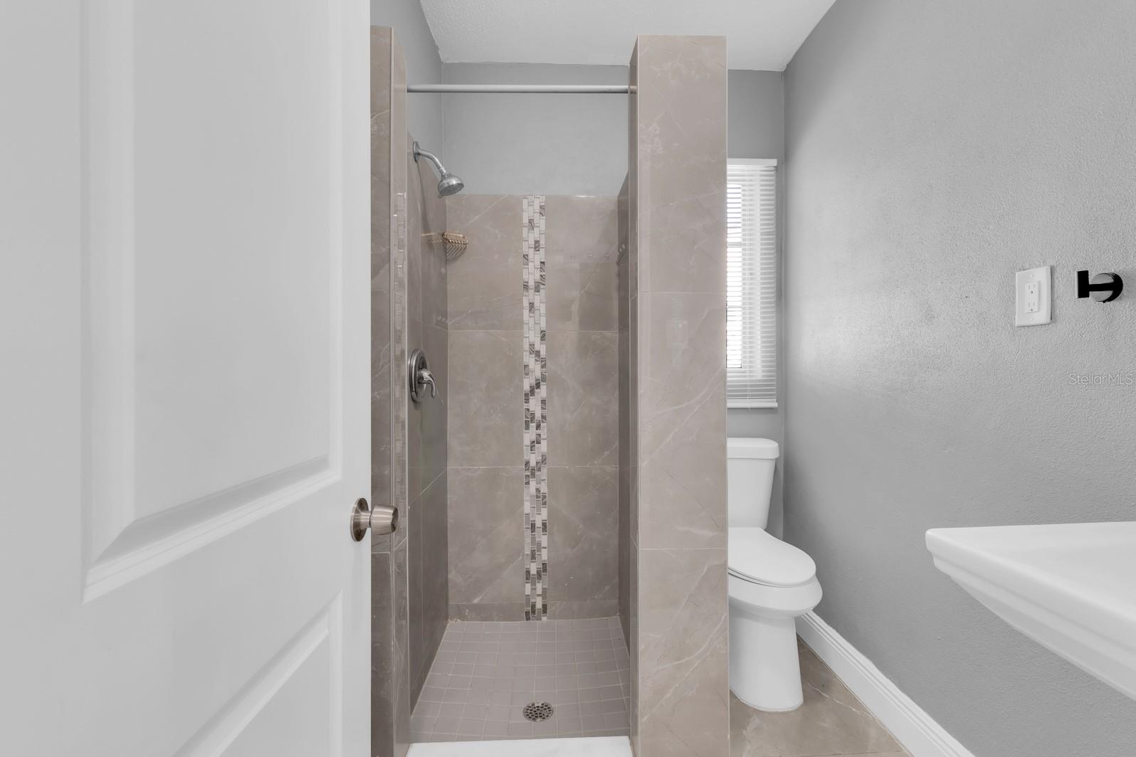 Image 30 of 80 For 307 Monument Avenue A