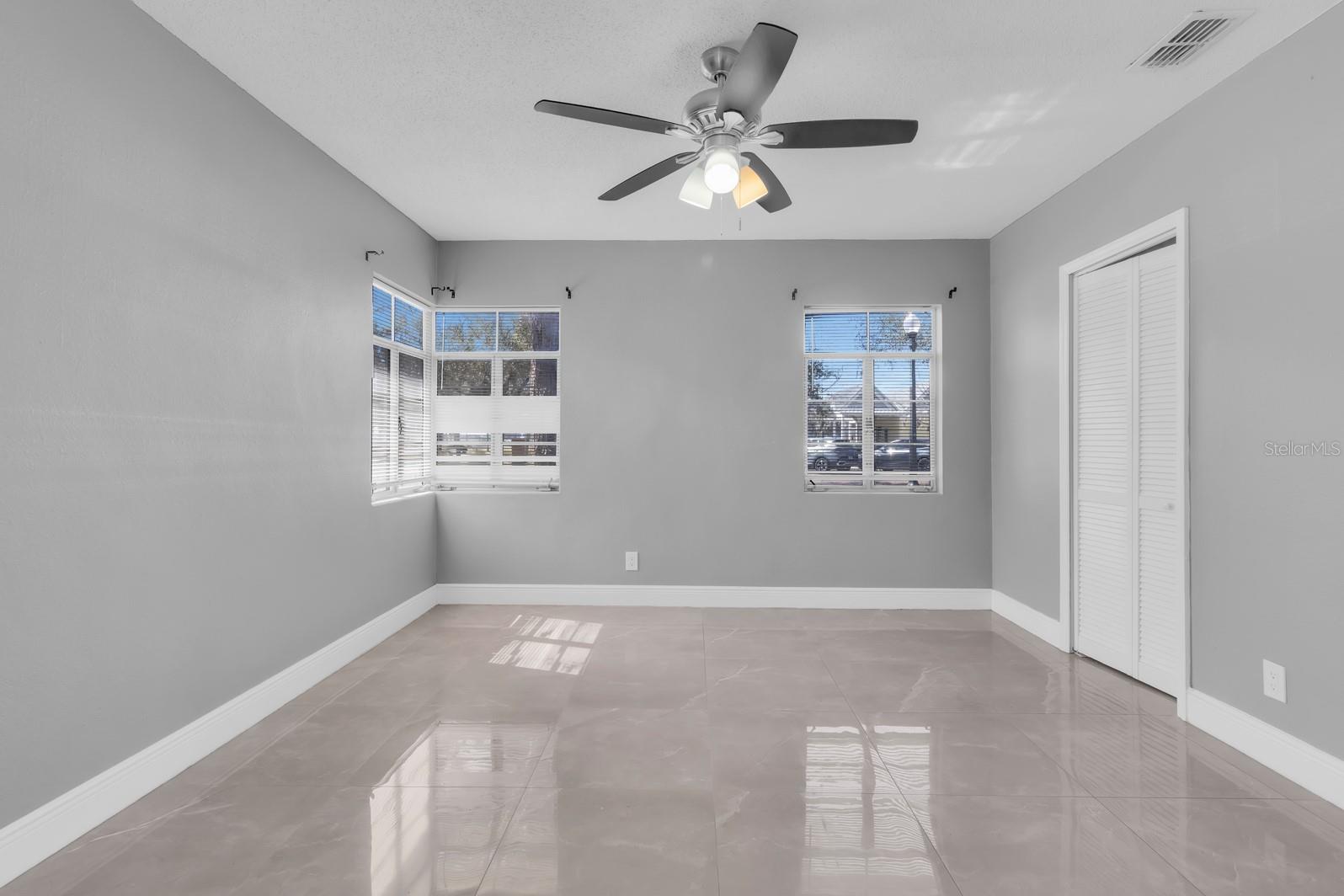 Image 34 of 80 For 307 Monument Avenue A