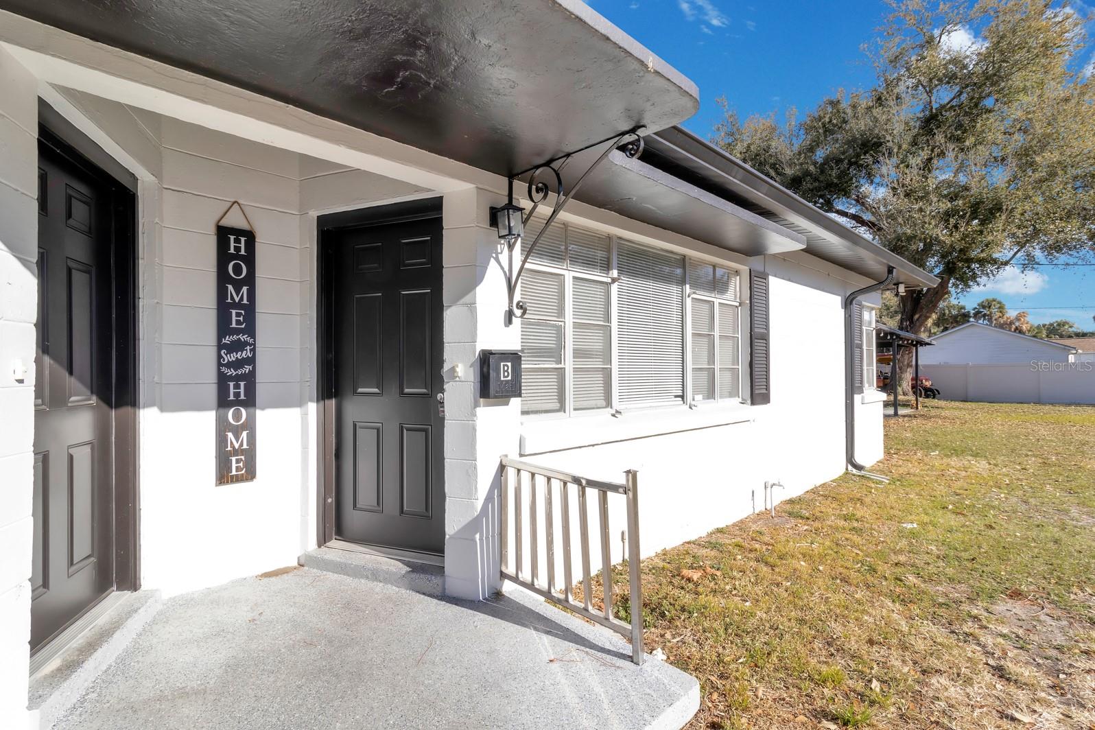 Image 43 of 80 For 307 Monument Avenue A