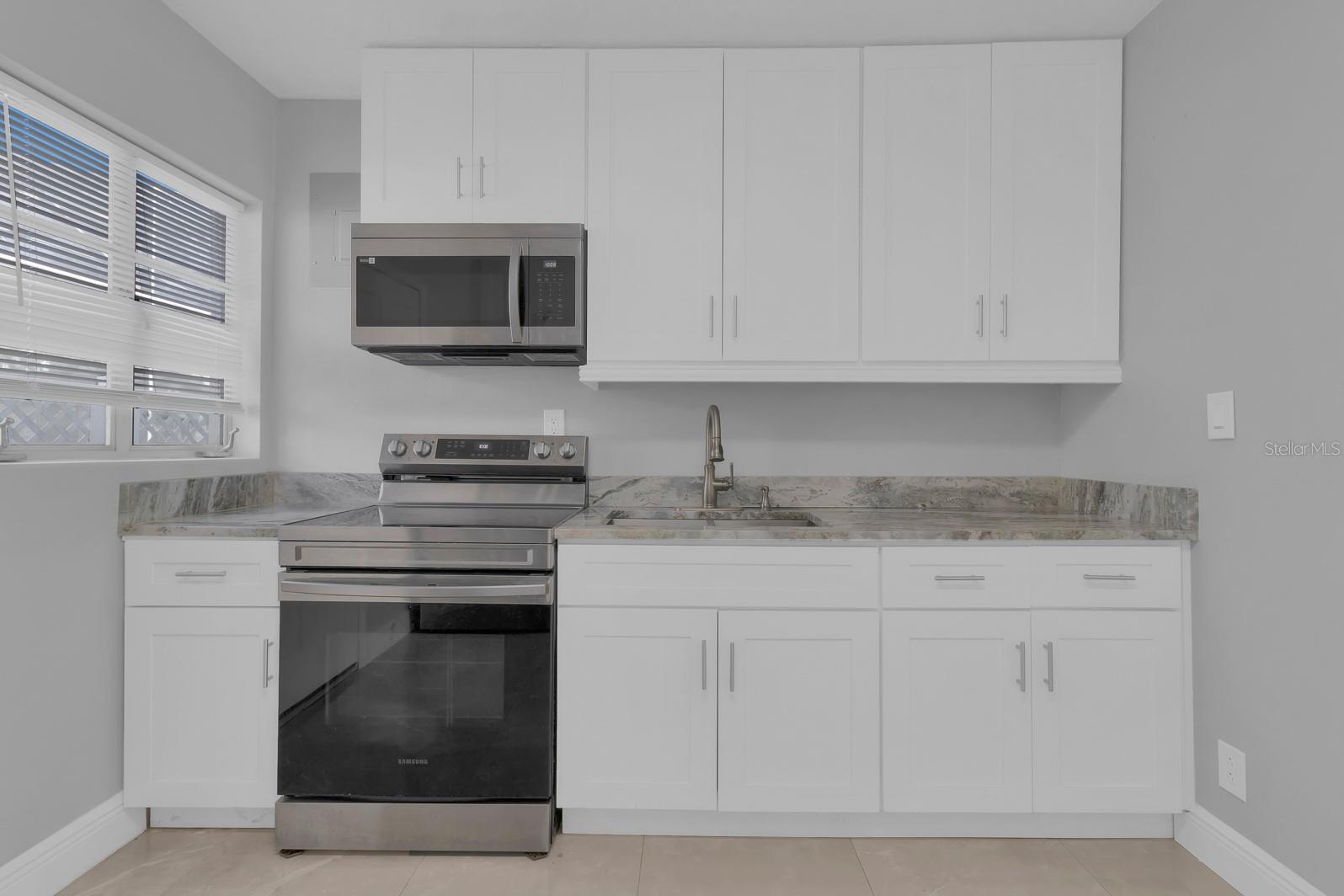 Image 72 of 80 For 307 Monument Avenue A