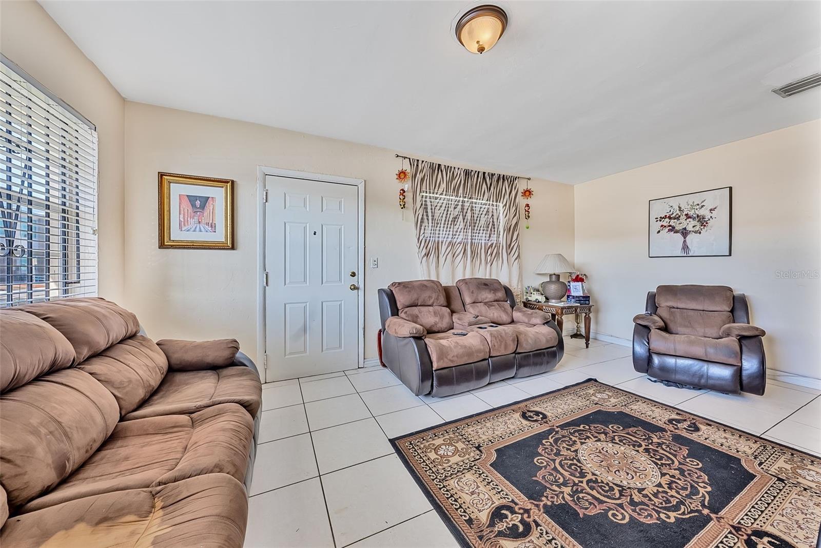 Image 20 of 42 For 6701-6703 5th Avenue 6701-6703