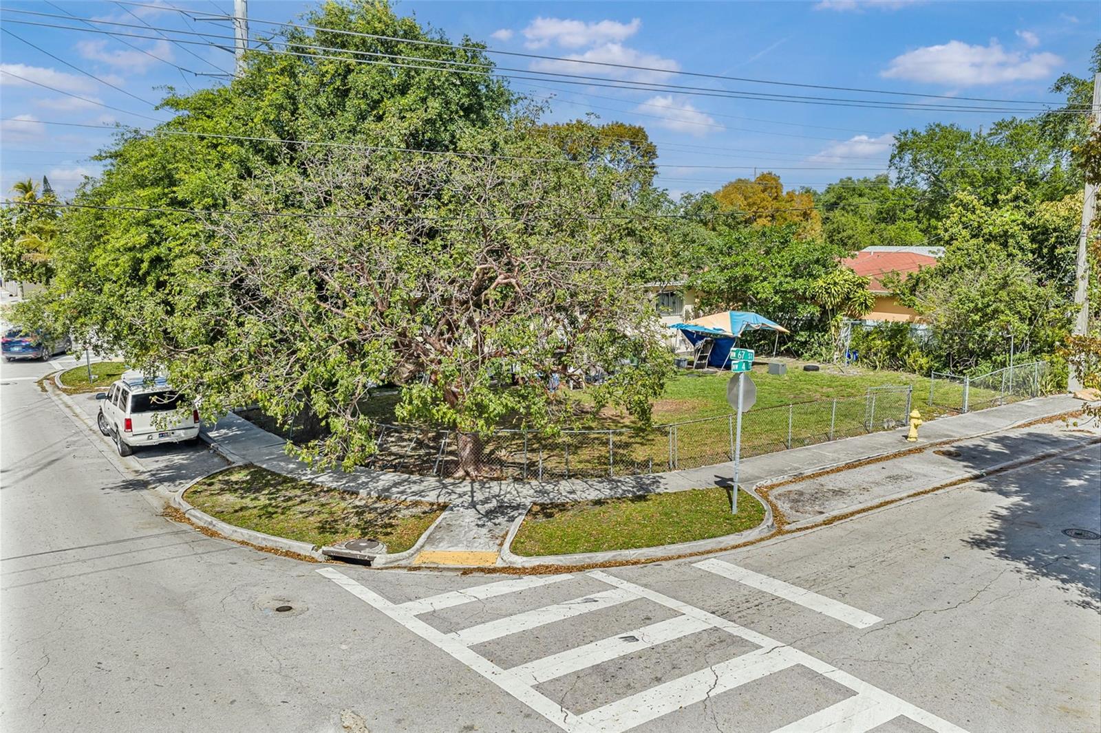 Image 37 of 42 For 6701-6703 5th Avenue 6701-6703