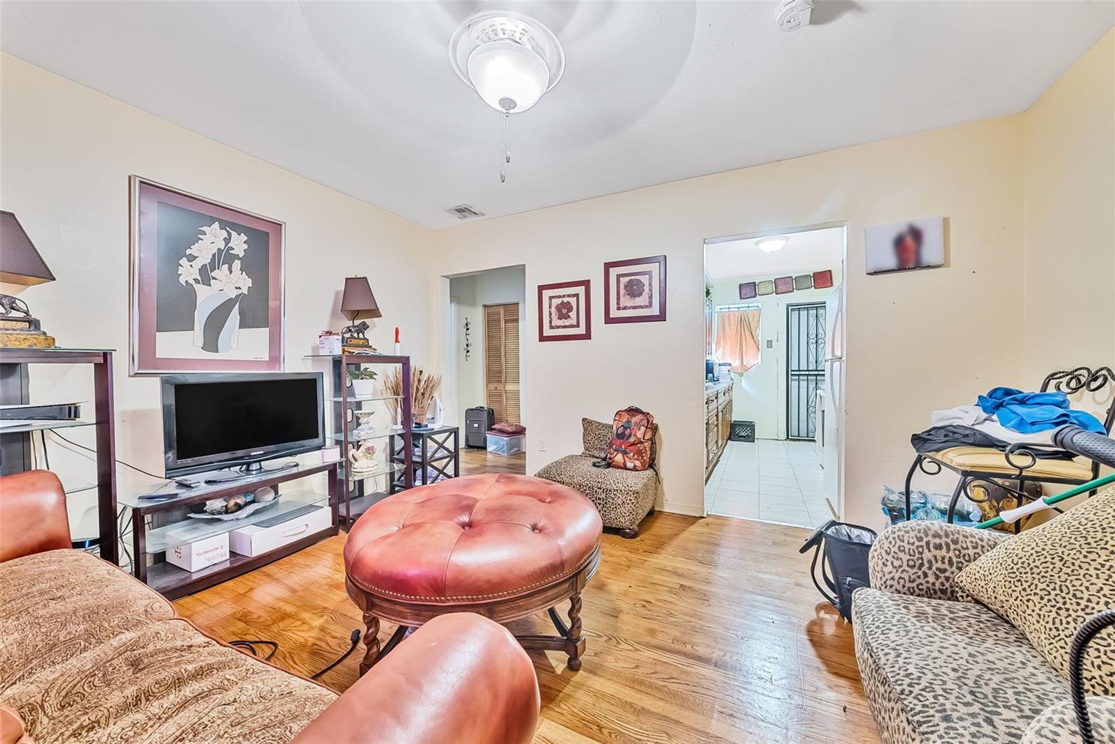 Image 7 of 42 For 6701-6703 5th Avenue 6701-6703