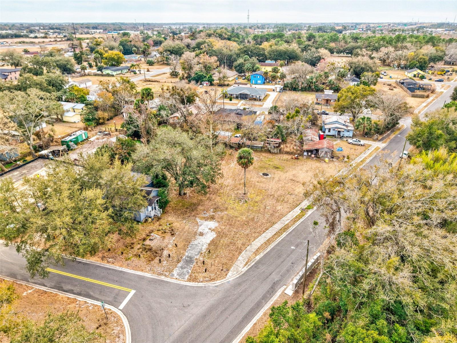 Image 25 of 40 For Mckay Street