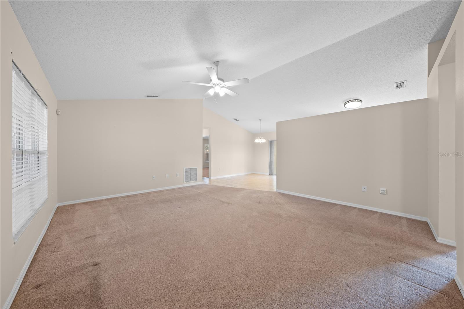 Image 13 of 50 For 523 Chestnut Avenue