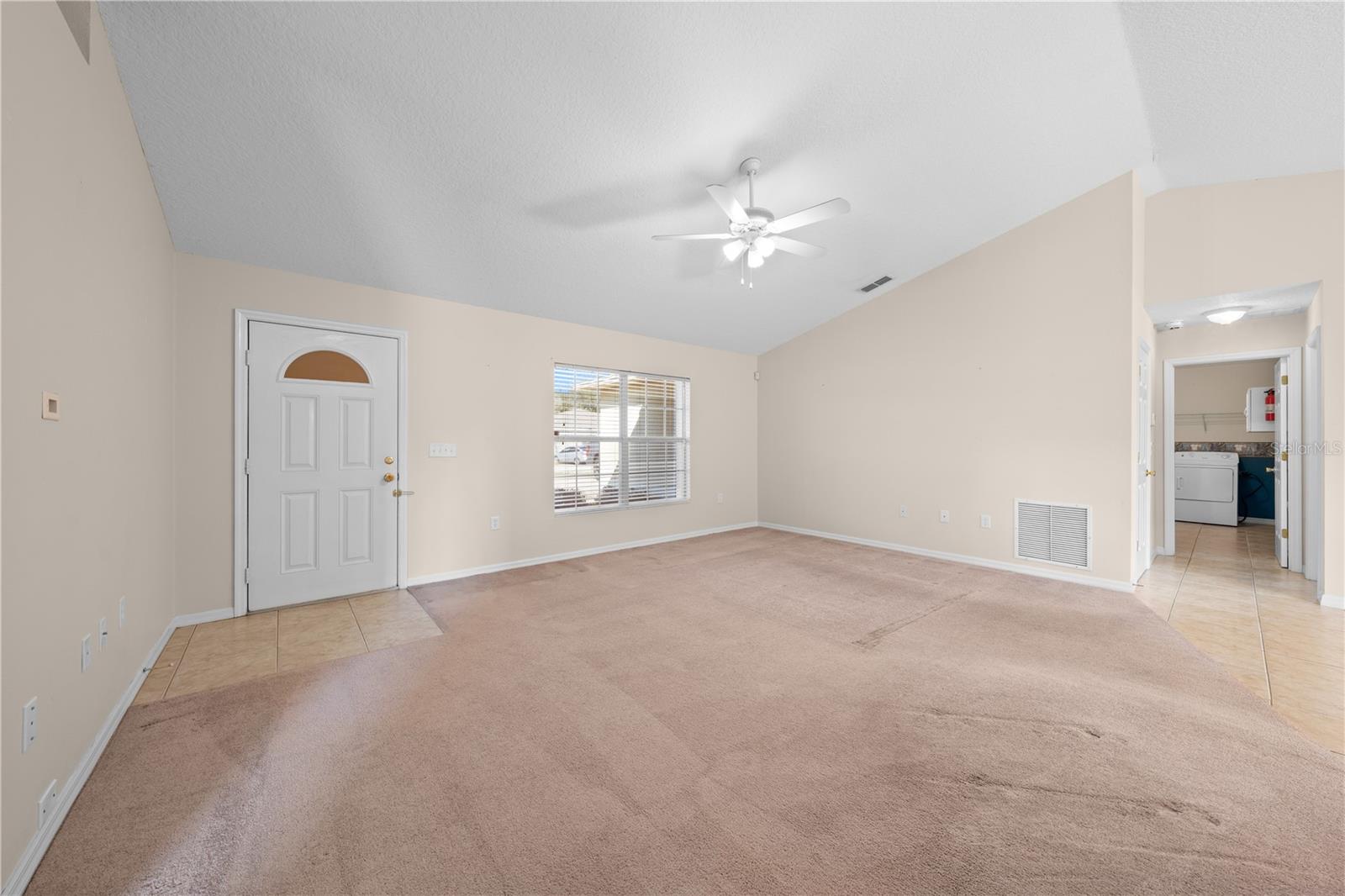 Image 14 of 50 For 523 Chestnut Avenue