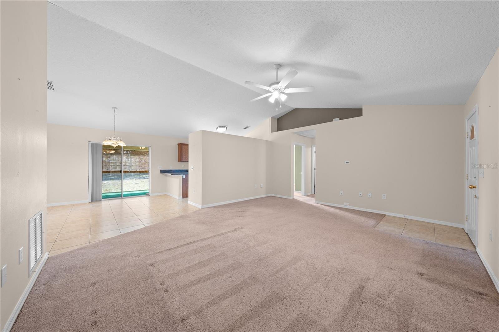 Image 15 of 50 For 523 Chestnut Avenue