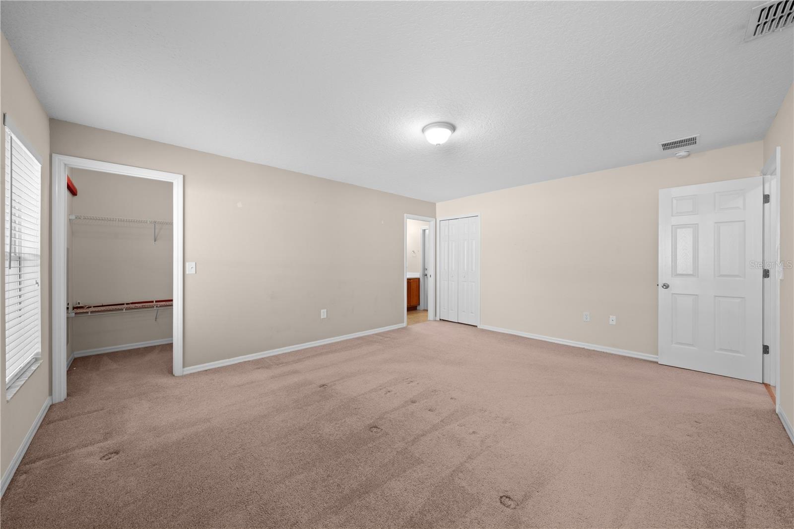 Image 24 of 50 For 523 Chestnut Avenue