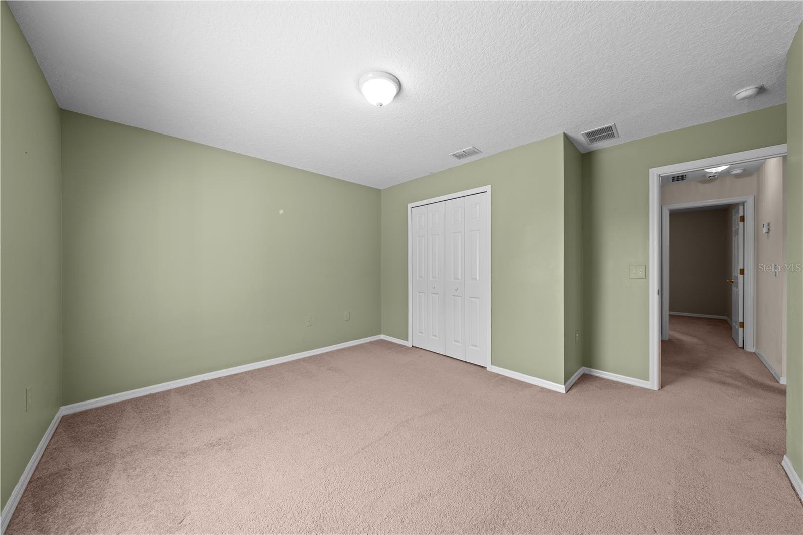 Image 28 of 50 For 523 Chestnut Avenue