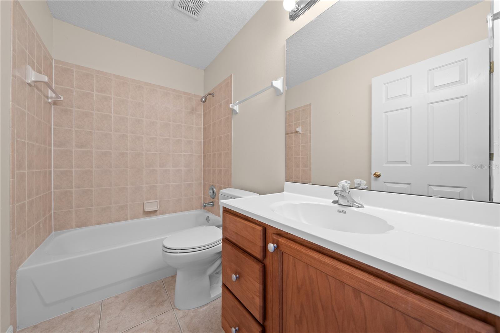 Image 29 of 50 For 523 Chestnut Avenue