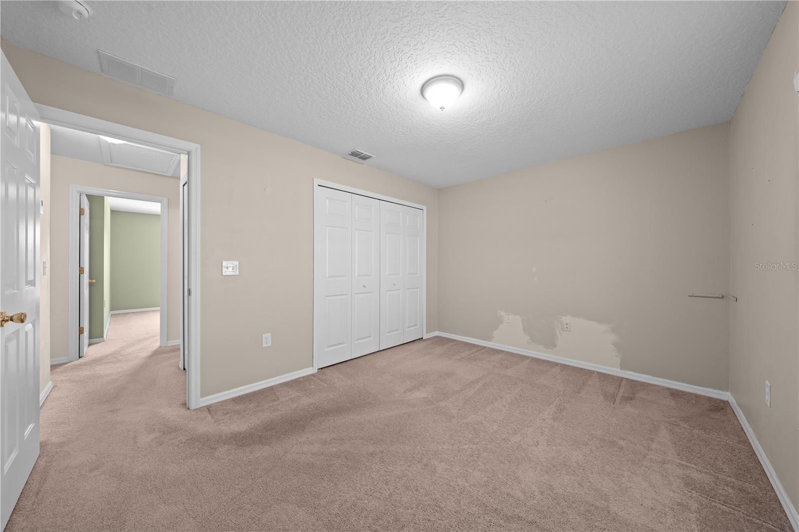 Image 32 of 50 For 523 Chestnut Avenue