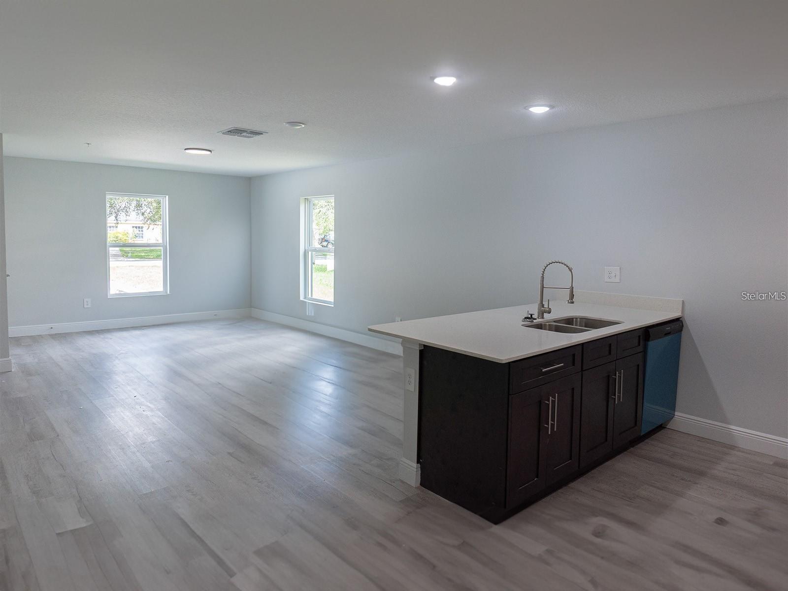 Image 2 of 8 For 1725 Crystal Grove Drive 1729