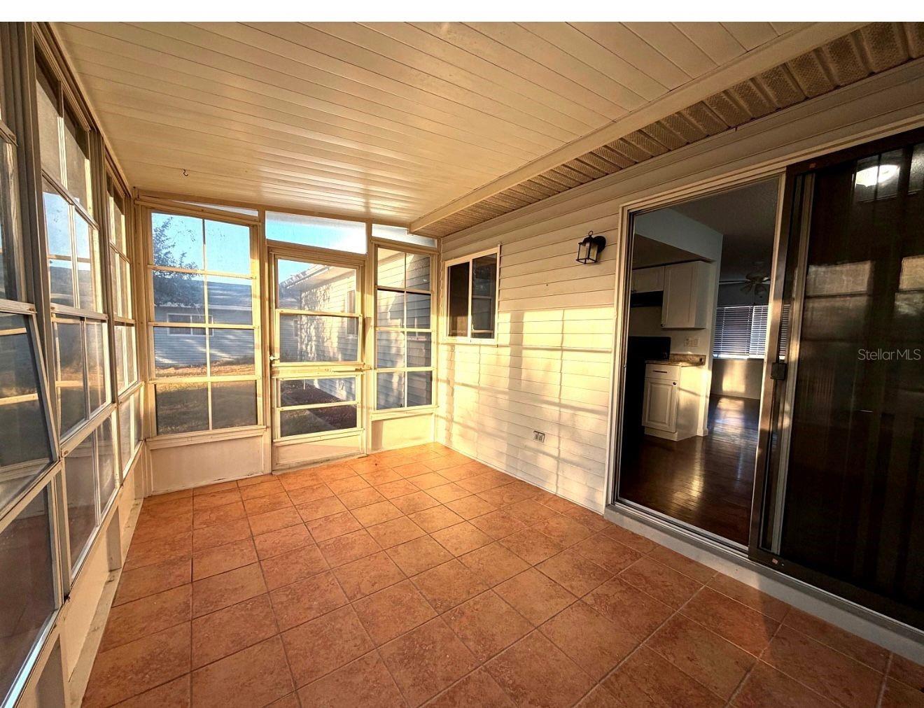 Image 15 of 21 For 11248 76th Terrace