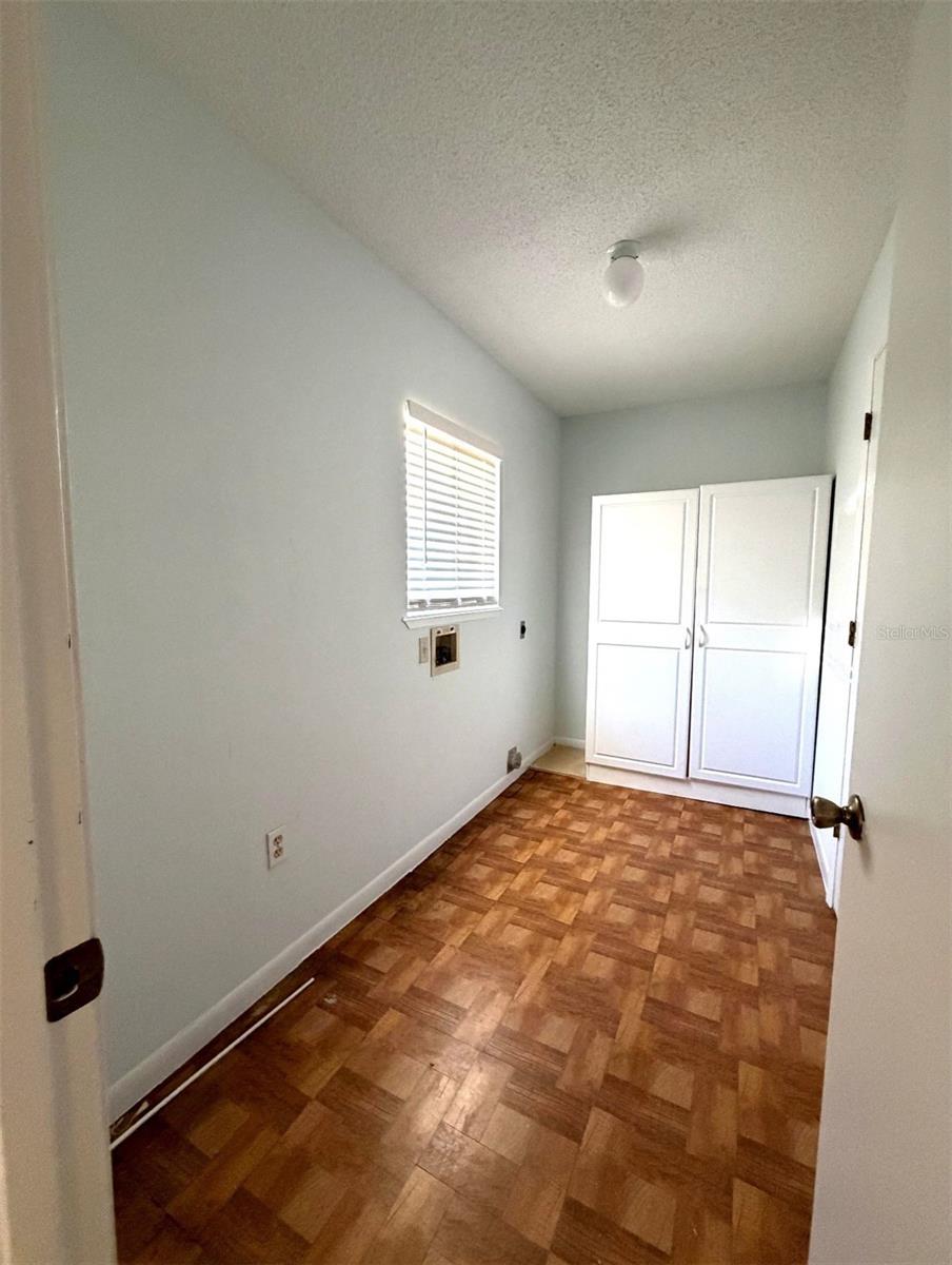 Image 7 of 21 For 11248 76th Terrace