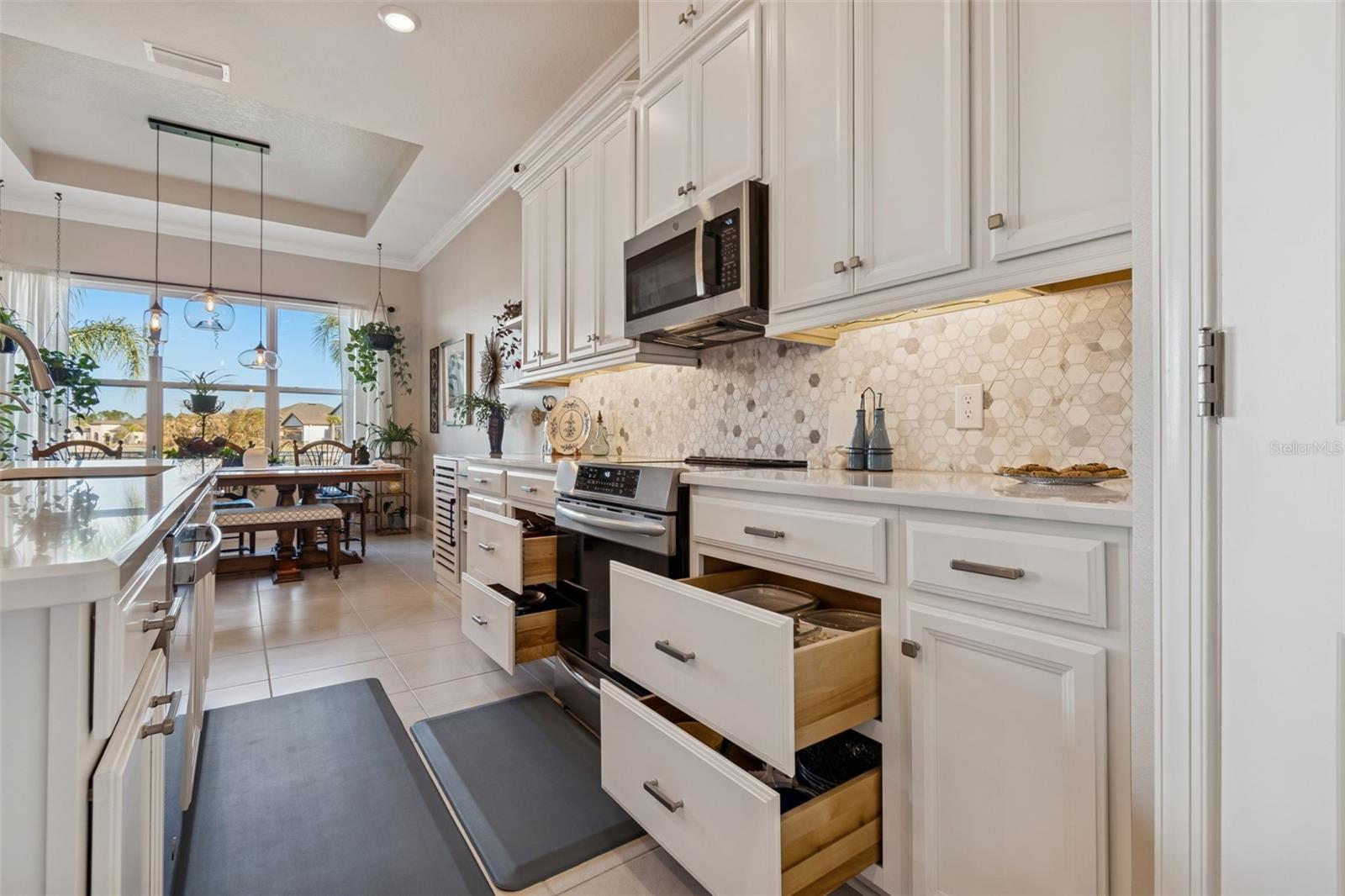 Image 24 of 64 For 3781 Via Mazzini Court