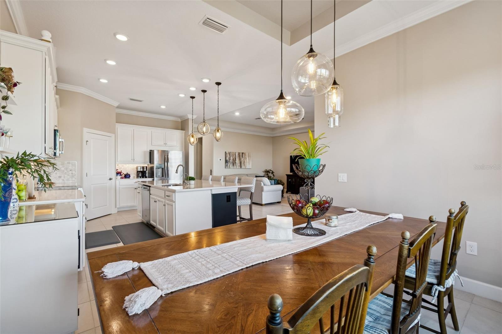 Image 28 of 64 For 3781 Via Mazzini Court