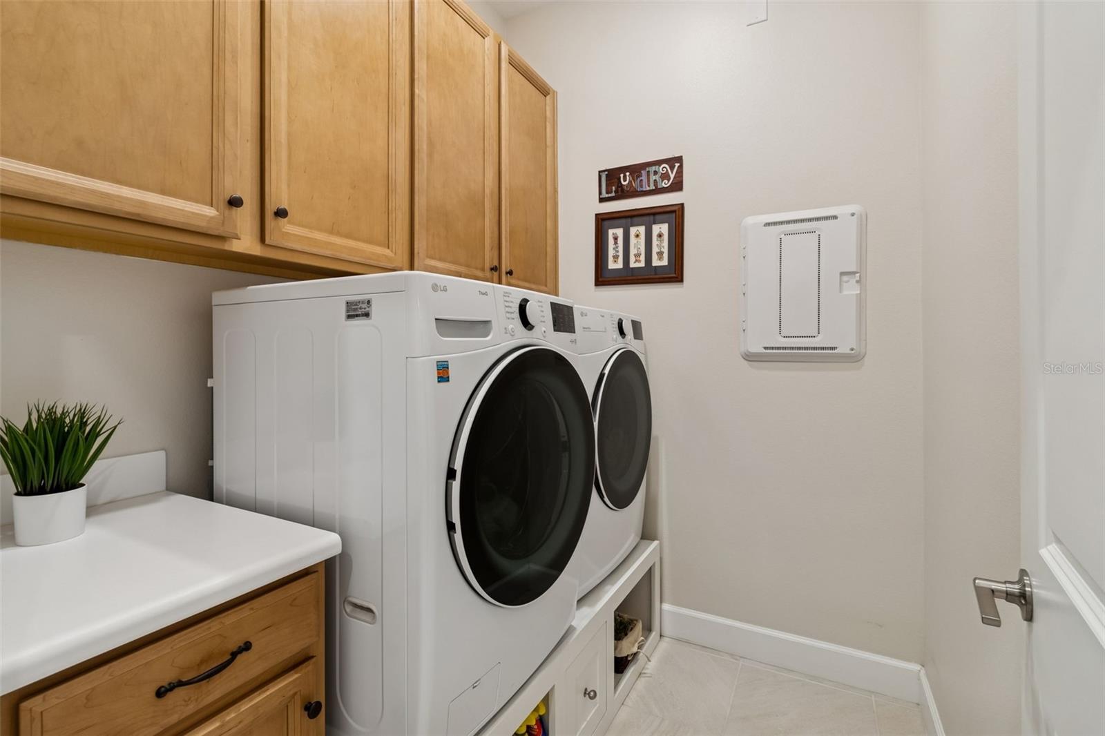 Image 43 of 64 For 3781 Via Mazzini Court