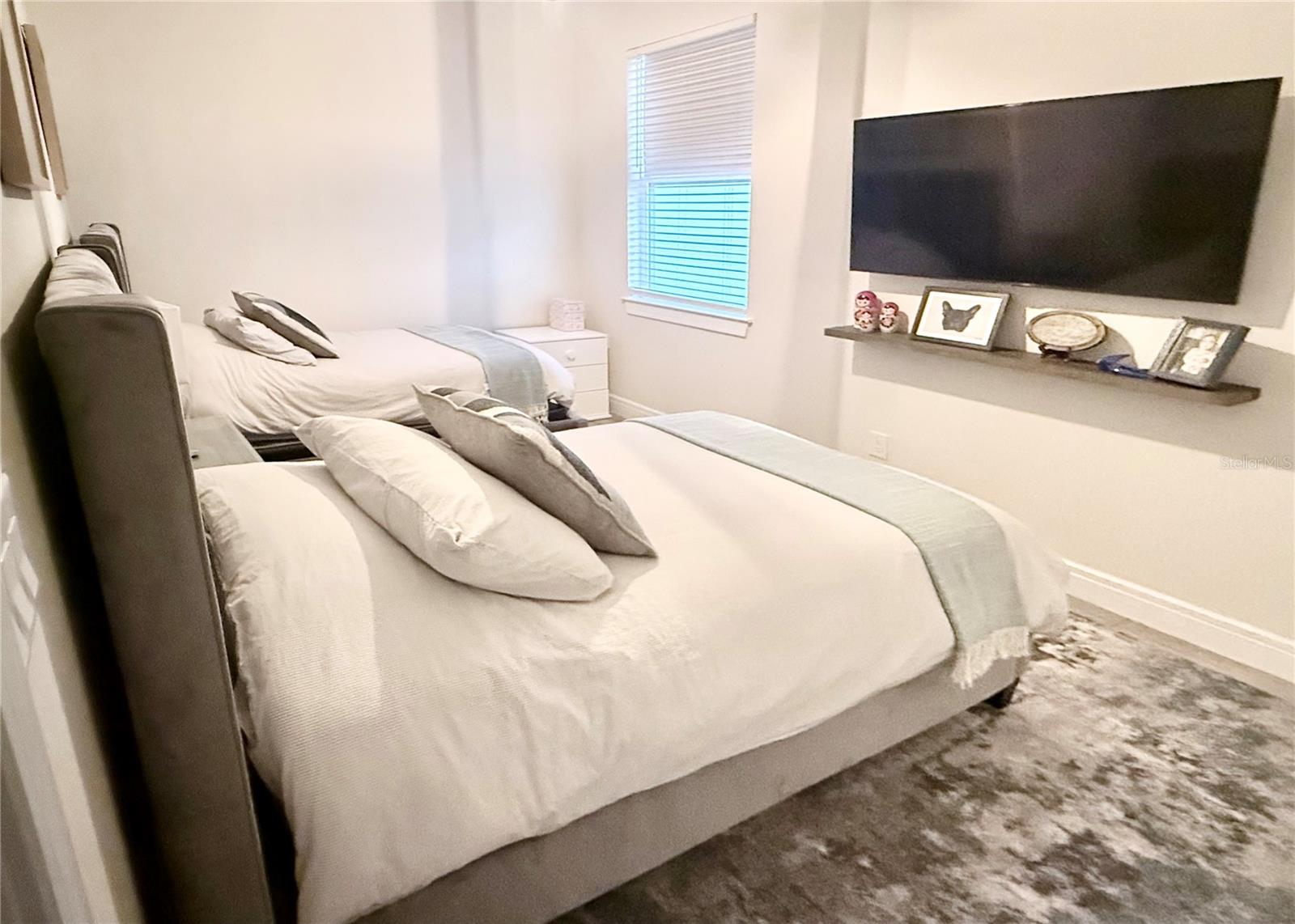 Image 11 of 29 For 1994 Spring Shower Circle