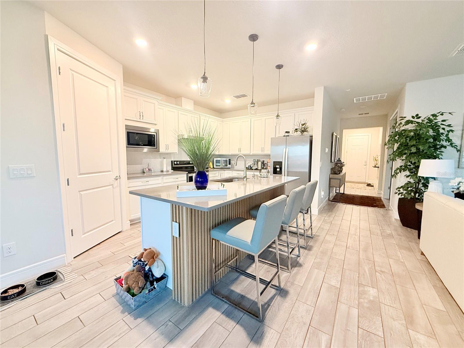 Image 2 of 29 For 1994 Spring Shower Circle