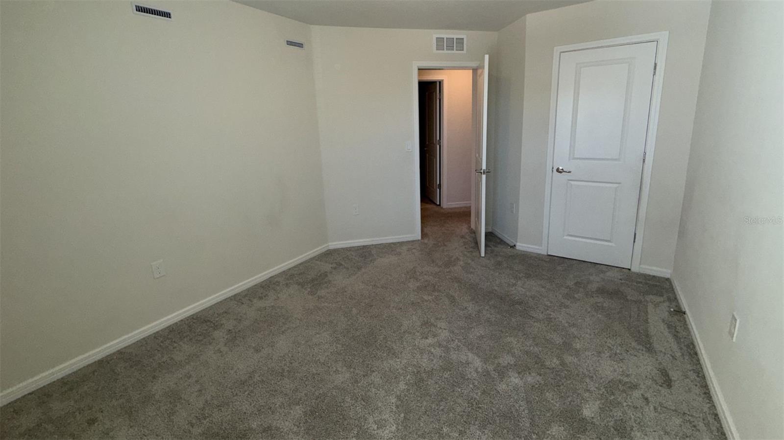 Image 12 of 12 For 2759 Fetching Trail