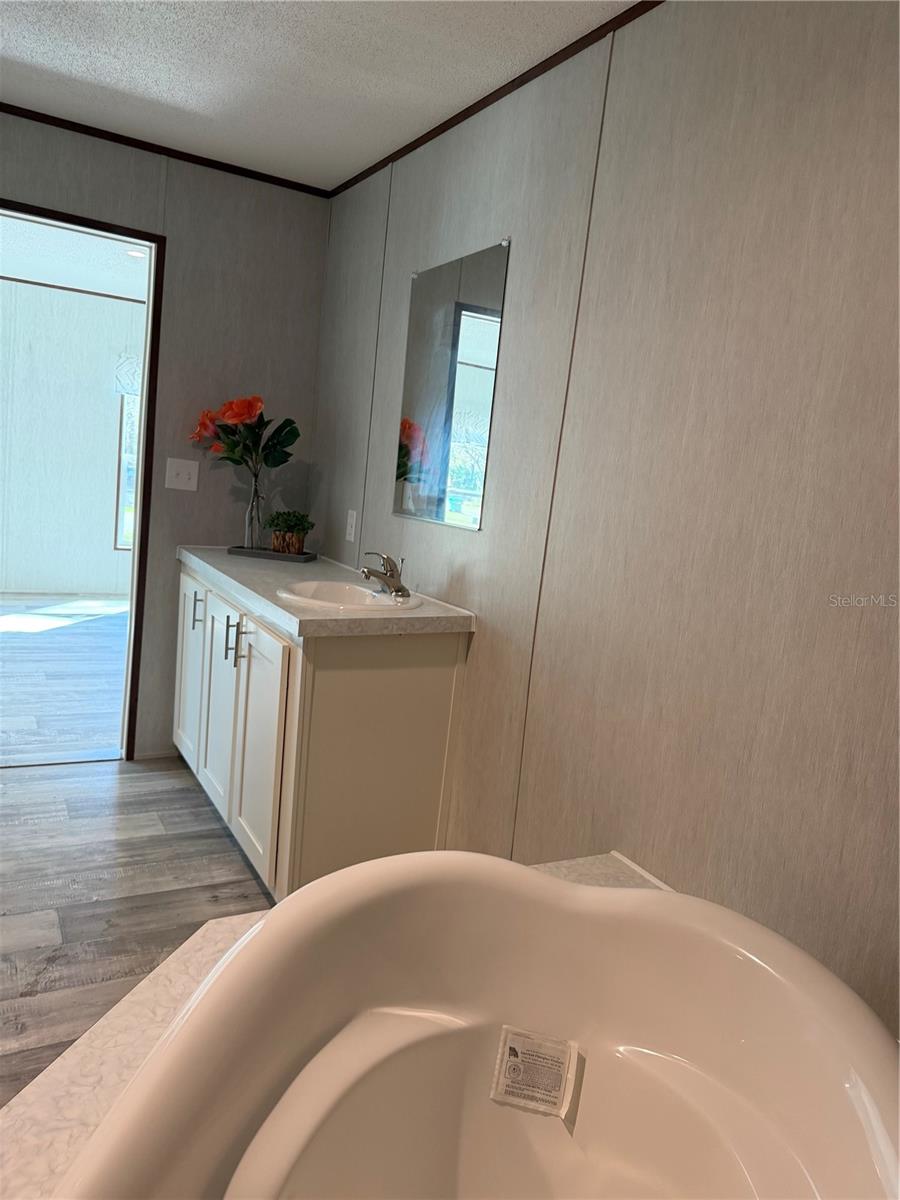 Image 22 of 45 For 10055 Ohio Drive