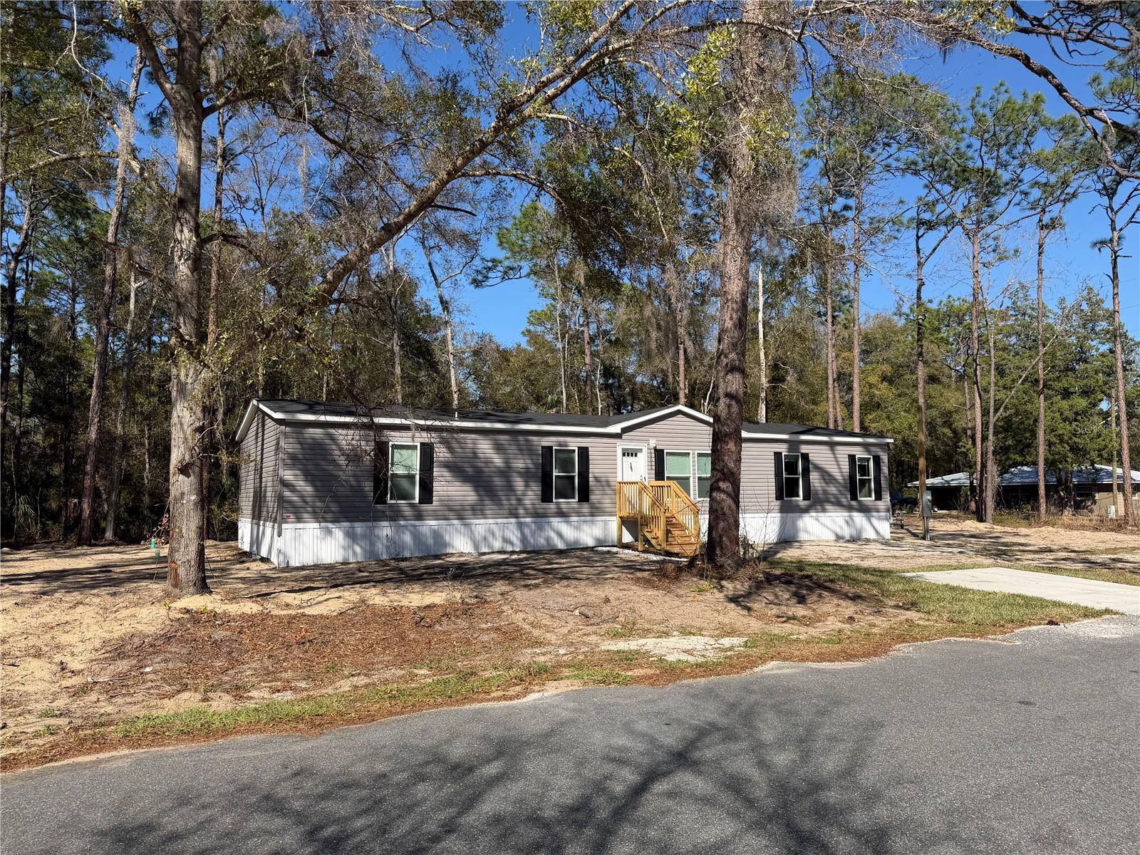 Image 3 of 45 For 10055 Ohio Drive