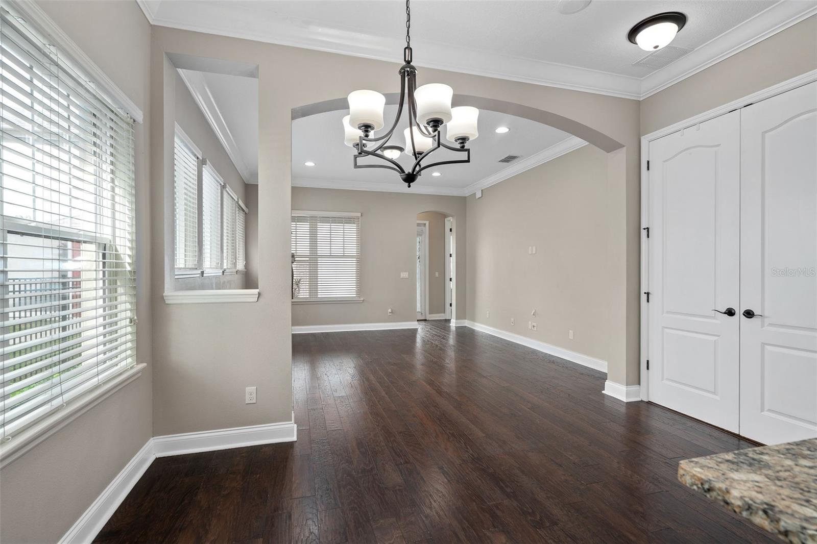 Image 17 of 49 For 8467 Laureate Boulevard